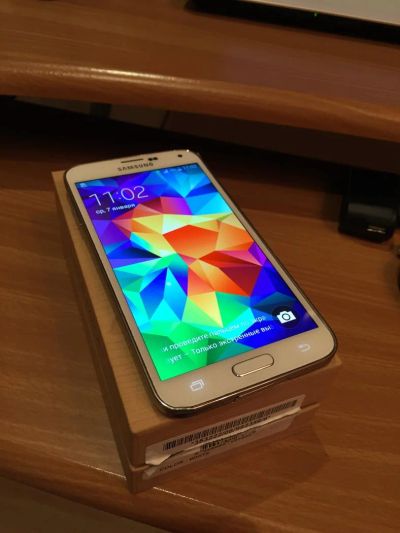 Лот: 4936623. Фото: 1. Samsung Galaxy S5 SM-G900F White... Смартфоны