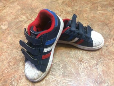 Лот: 7133308. Фото: 1. кросовки Adidas. Кеды, кроссовки