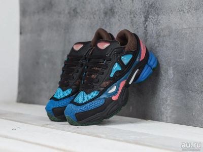 Лот: 12686475. Фото: 1. Кроссовки Adidas Ozweego 2 x Raf... Кеды, кроссовки, слипоны