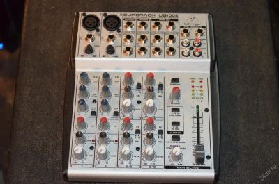 Лот: 4886188. Фото: 1. Behringer UB1002. Малошумящий... Микшеры, предусилители, микрофонные эффекты