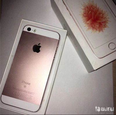 Лот: 13747996. Фото: 1. iPhone SE 32gb. Смартфоны