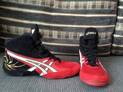 Лот: 1583181. Фото: 1. Борцовки Asics новые!. Кеды, кроссовки, слипоны