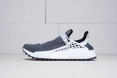Лот: 11617672. Фото: 1. Кроссовки Adidas NMD x Pharrell... Кеды, кроссовки, слипоны