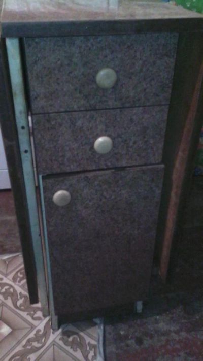 Лот: 4753830. Фото: 1. продам стол книжка в отличном... Столы, стулья, обеденные группы