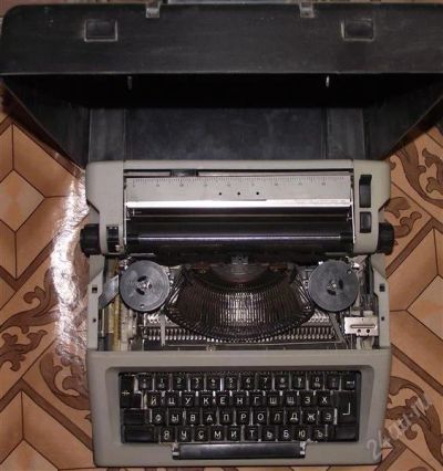 Лот: 899151. Фото: 1. пишущая машинка пэп 215. Матричные принтеры