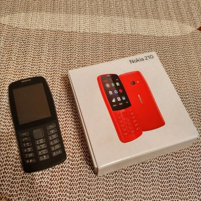 Лот: 16437690. Фото: 1. Nokia 210 dual sim. Кнопочные мобильные телефоны