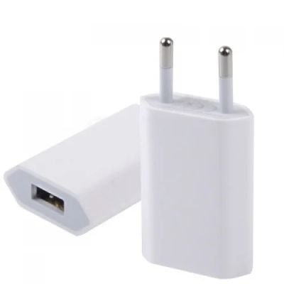Лот: 3508667. Фото: 1. Универсальный сетевой USB адаптер... Зарядные устройства, блоки питания, адаптеры сетевые для смартфонов