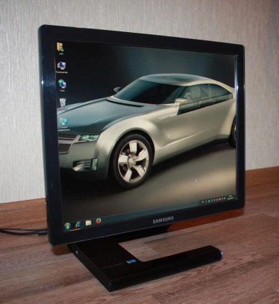 Лот: 5047748. Фото: 1. Монитор Samsung SyncMaster 971P. ЖК-мониторы