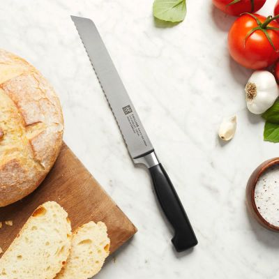 Лот: 24943352. Фото: 1. Нож для хлеба Zwilling Twin Four... Столовые приборы, ножи