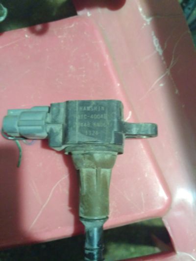 Лот: 14228331. Фото: 1. Катушка зажигания Nissan qg13de. Двигатель и элементы двигателя