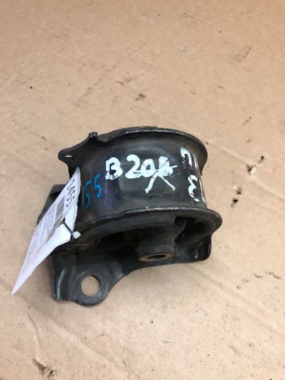Лот: 21420292. Фото: 1. подушка двигателя Honda CRV RD1. Двигатель и элементы двигателя