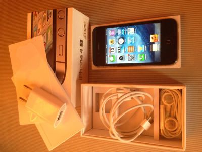 Лот: 3554308. Фото: 1. iPhone 4 S 16 gb. Смартфоны