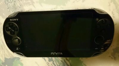 Лот: 4418179. Фото: 1. PS Vita Wi-Fi + 8gb карта памяти... Игровые приставки, консоли