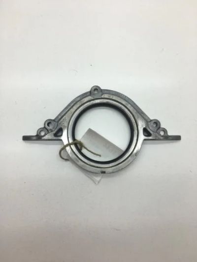 Лот: 20374059. Фото: 1. Крышка коленвала Nissan Teana... Двигатель и элементы двигателя