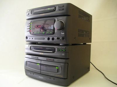 Лот: 4072482. Фото: 1. Музыкальный центр Aiwa NSX-D636. Музыкальные центры, магнитолы