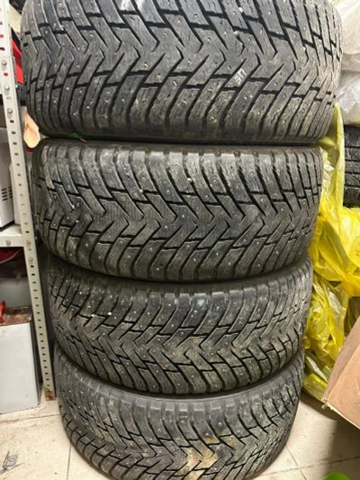 Лот: 21132583. Фото: 1. Nokian Hakkapilitta 8SU 275/45... Шины