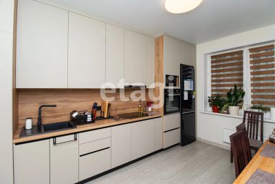 Лот: 25297074. Фото: 1. 2-комн. квартира , Красноярск... Квартиры, студии