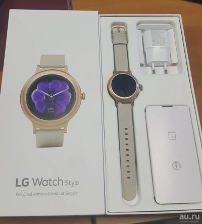 Лот: 9801603. Фото: 1. Смарт-часы (умные часы) LG Watch... Смарт-часы, фитнес-браслеты, аксессуары
