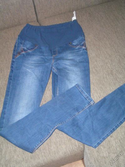 Лот: 5878673. Фото: 1. джинсы для беременных S обмен. Брюки, капри, комбинезоны