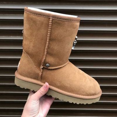 Лот: 12628668. Фото: 1. Сапожки UGG. Сапоги
