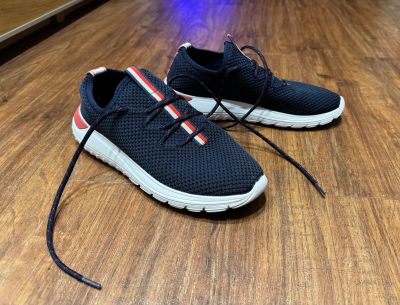 Лот: 25123256. Фото: 1. Кроссовки Tommy Hilfiger оригинал... Кеды, кроссовки, слипоны