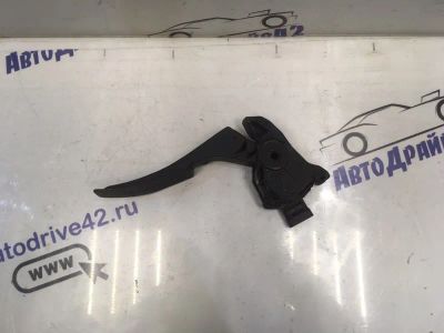 Лот: 21710630. Фото: 1. педаль газа Chevrolet Cruze J300. Двигатель и элементы двигателя