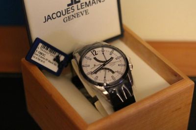 Лот: 8737506. Фото: 1. Наручные часы Jaсques Lemans Geneve... Оригинальные наручные часы