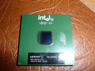Лот: 2071010. Фото: 1. Процессор Intel Celeron 700MHz. Процессоры