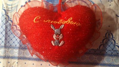 Лот: 4944592. Фото: 1. игрушка - сердечко; мягкое; красивое... Фигурки, статуэтки