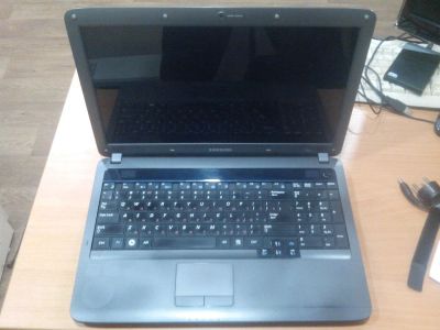 Лот: 4509380. Фото: 1. Ноутбук Samsung R525 2 ядра 4... Ноутбуки