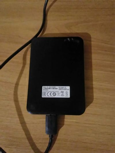 Лот: 11642118. Фото: 1. Внешний жесткий диск 1 TB. Внешние жесткие диски