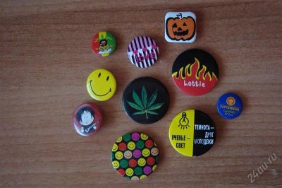 Лот: 2702761. Фото: 1. значок значки одним лотом ДАРОМ. Другое (ювелирные изделия, бижутерия, часы)