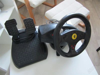 Лот: 2746445. Фото: 1. игровой руль Thrustmaster Ferrari... Рули, джойстики