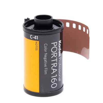 Лот: 10742097. Фото: 1. Фотопленка цветная Kodak Professional... Фотобумага, плёнка