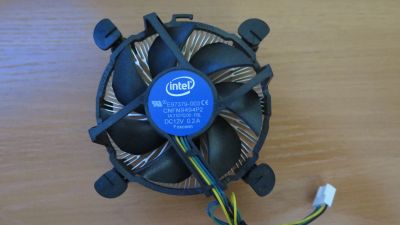 Лот: 19589060. Фото: 1. Кулер Intel для процессора сокет... Системы охлаждения