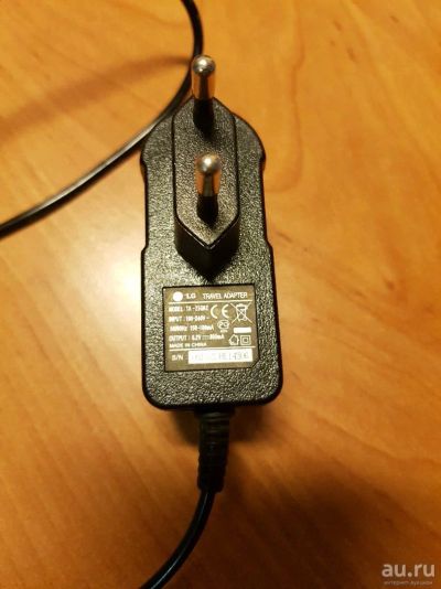 Лот: 10025258. Фото: 1. Блок питания LG 5.2V 800 mA/ зарядное... Зарядные устройства, блоки питания для бытовой техники