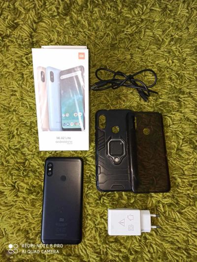 Лот: 15758681. Фото: 1. Смартфон Xiaomi Mi A2 Lite. Смартфоны