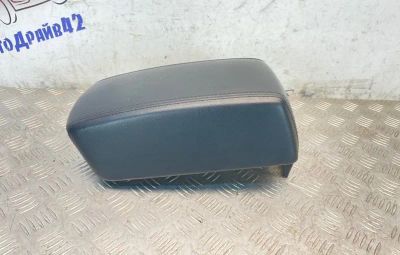 Лот: 25237960. Фото: 1. подлокотник SsangYong Actyon CK. Двигатель и элементы двигателя