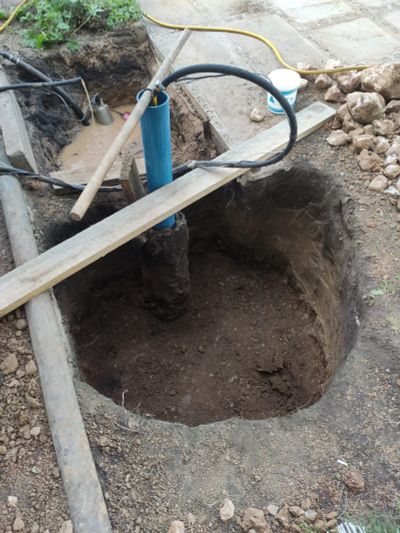 Лот: 16038182. Фото: 1. Необходимо докопать яму на полигоне. Другое (строительство и ремонт)