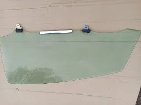 Лот: 25321689. Фото: 1. Стекло двери Toyota Prius 30. Кузов