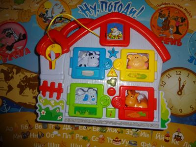 Лот: 4794021. Фото: 1. Игрушка-сортер "Музыкальная ферма... Развивающие