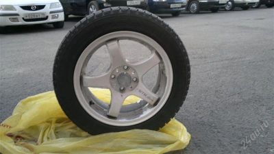 Лот: 1203605. Фото: 1. Диски R15 с резиной Yokohama ice... Шины на дисках