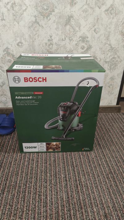 Лот: 25516504. Фото: 1. Строительный пылесос Bosch AdvancedVac... Пылесосы, паровые швабры