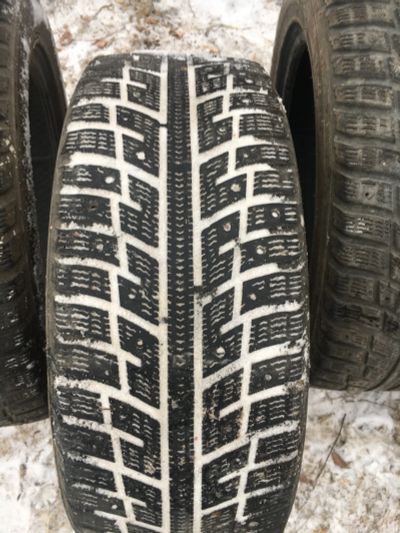Лот: 15109143. Фото: 1. Шины Kumho зимние R16 205/55. Шины