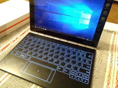 Лот: 10757150. Фото: 1. Lenovo Yoga Book Windows. Планшеты