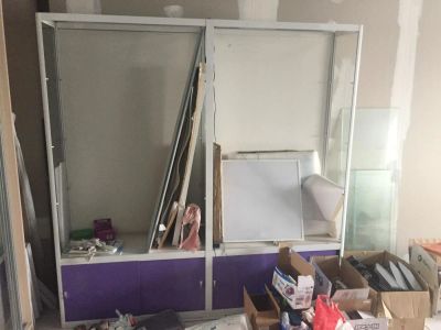 Лот: 11099927. Фото: 1. Витрина алюминиевая со стеклянными... Мебель для торговли