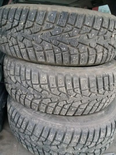 Лот: 12499386. Фото: 1. Шины зимние maxxis. Шины