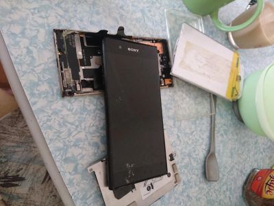 Лот: 15941143. Фото: 1. Куплю сломанный xa 1 plus и z5. Дисплеи, дисплейные модули, тачскрины