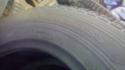 Лот: 6510580. Фото: 1. Шины Danlop Studless 215\60\16. Шины