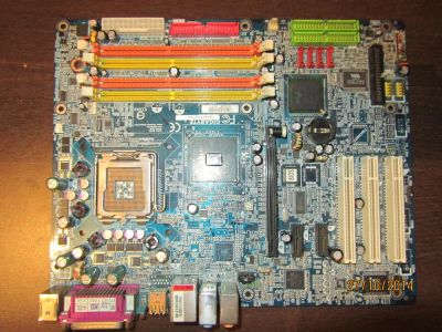 Лот: 4982753. Фото: 1. Материнская плата Gigabyte GA-8I915P... Материнские платы